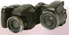 Однообъективные камеры разных производителей, похожи друг на друга, как два брата.